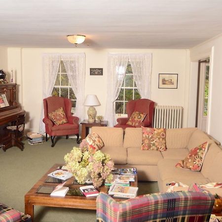 Windflower Inn Great Barrington Exterior photo