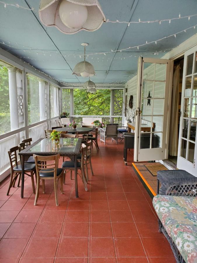 Windflower Inn Great Barrington Exterior photo